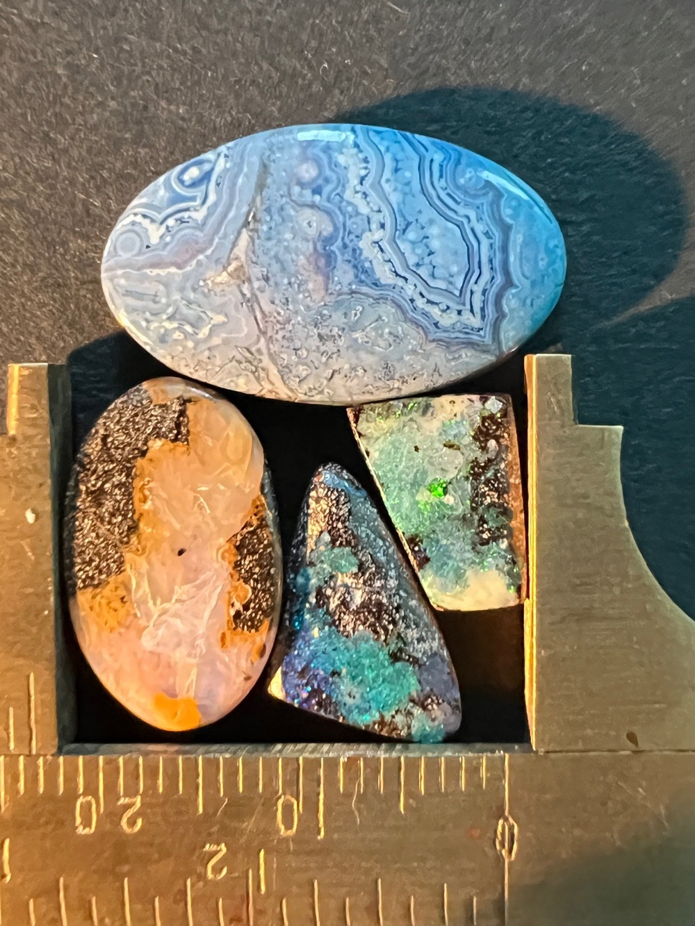Australian Boulder Opal and Gemstone lot - Picture 2 of 6